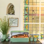 Дом отдыха Petit Chateau Luxe