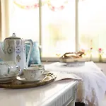 Дом отдыха Petit Chateau Luxe *