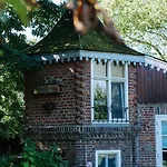 Petit Chateau Luxe Дом отдыха