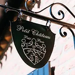 Дом отдыха Petit Chateau Luxe Хейтуйсен