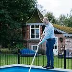 Petit Chateau Luxe *