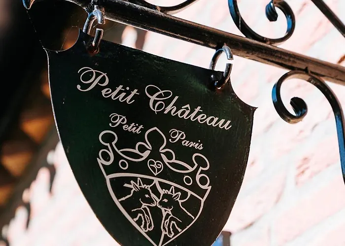 Casa de Férias Petit Chateau Luxe Heythuysen